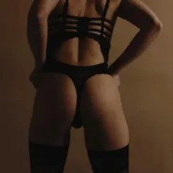 Bella, Erotikus masszázs XI. kerület, 28 év Nő XI. kerület Budapest Magyarország, +36302778739