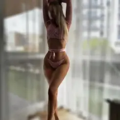 Nati, Erotikus masszázs XI. kerület, 20 év Nő XI. kerület Budapest Magyarország, +36702671403