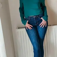 Molli, Erotikus masszázs VI. kerület, 33 év Nő VI. kerület Budapest Magyarország, +36304315260