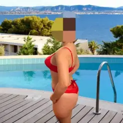 Dorina, Erotikus masszázs XIV. kerület, 40 év Nő XIV. kerület Budapest Magyarország, +36702106207
